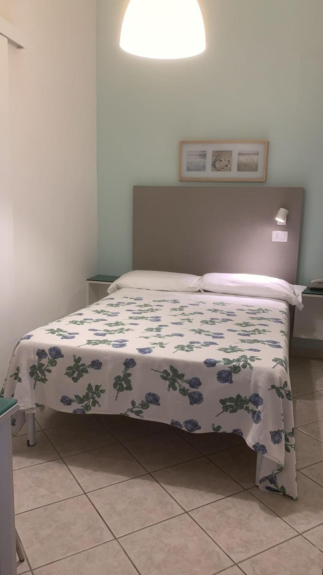 Hotel Rosati Римини Экстерьер фото