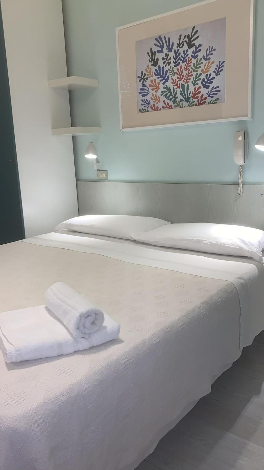 Hotel Rosati Римини Экстерьер фото